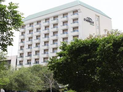 Everest Hotel - Bild 1