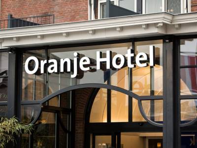Oranje Hotel Leeuwarden - Bild 1