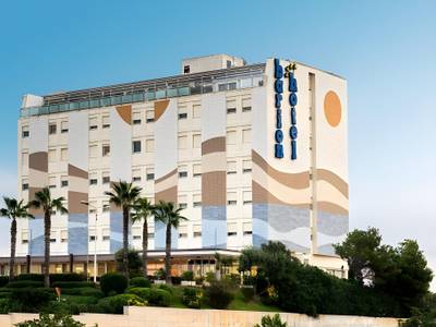 Barion Hotel & Congressi - Bild 1