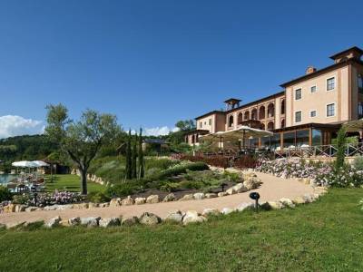 Saturnia Tuscany Hotel - Bild 1