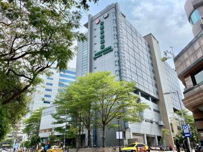 Evergreen Plaza Hotel - Bild 1