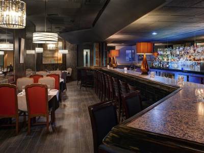 Four Points by Sheraton Detroit Novi - Bild 1