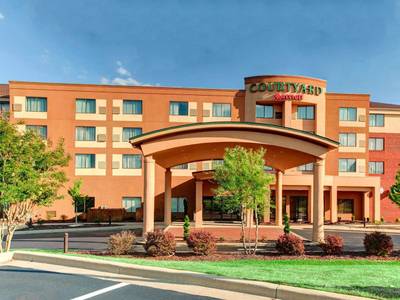 Courtyard Anniston Oxford - Bild 1