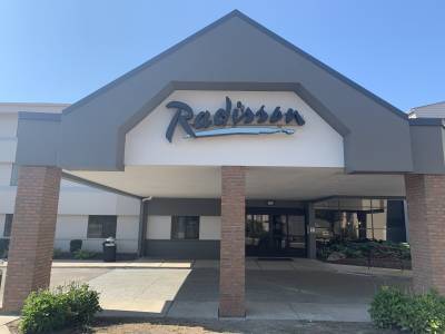 Radisson Hotel Detroit Farmington Hills - Bild 1