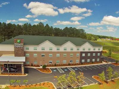 Holiday Inn Express Defuniak Springs - Bild 1