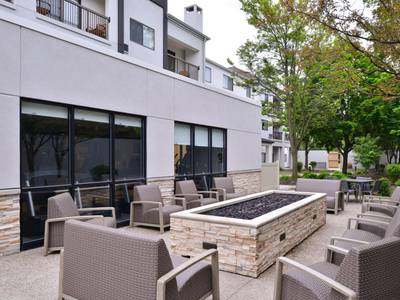 Courtyard Detroit Utica - Bild 1