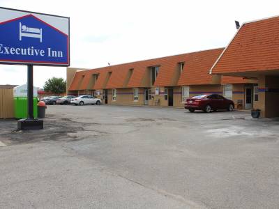 Executive Inn By Belvilla Owatonna Hwy 35 - Bild 1