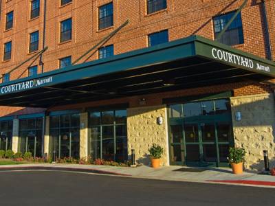 Courtyard Aberdeen at Ripken Stadium - Bild 1