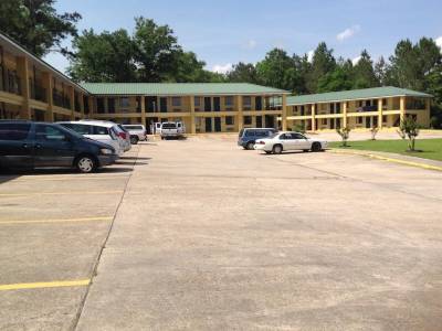 Super 8 by Wyndham Picayune - Bild 1