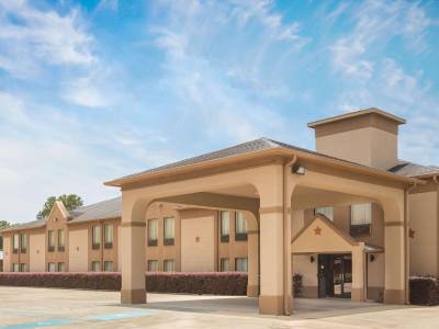 Days Inn & Suites by Wyndham Eunice - Bild 1