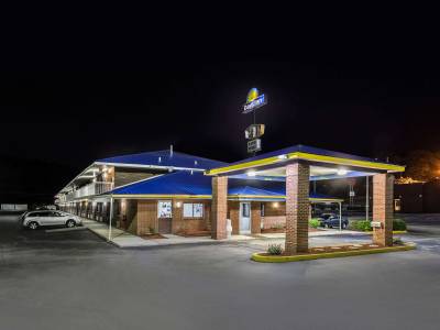 Days Inn by Wyndham Renfro Valley Mount Vernon - Bild 1