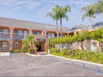 Days Inn by Wyndham Whittier Los Angeles - Bild 1