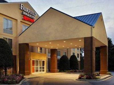 Fairfield Inn & Suites Charlotte Arrowood - Bild 1