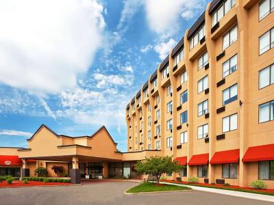 Baymont by Wyndham Meriden - Bild 1