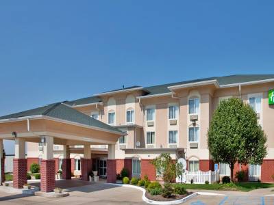 Holiday Inn Express Boonville - Bild 1