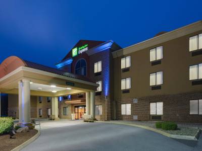 Holiday Inn Express Charles Town - Bild 1