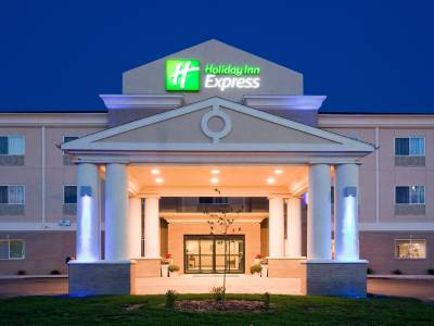 Holiday Inn Express Devils Lake - Bild 1
