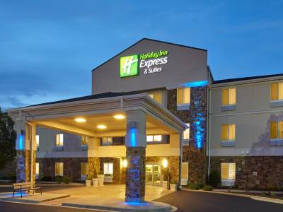 Holiday Inn Express Hotel & Suites Pekin (Peoria Area) - Bild 1