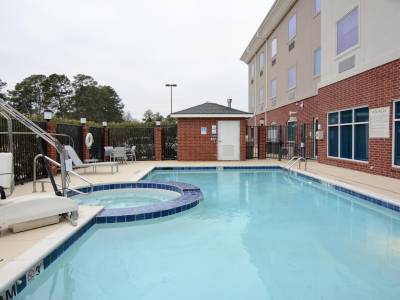 Holiday Inn Express & Suites New Boston - Bild 1