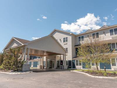 Holiday Inn Express Hotel & Suites - Bild 1