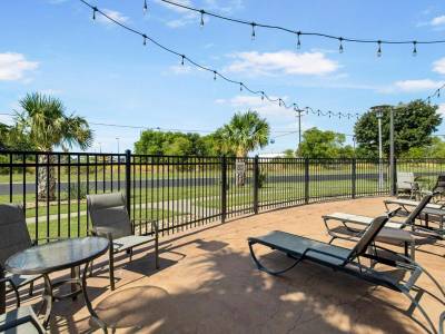 Holiday Inn Hotel & Suites Waco Northwest - Bild 1