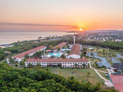Blau Arenal Habana Beach - Bild 1