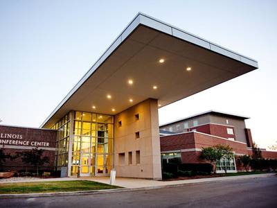 I Hotel & Conference Center - Bild 1