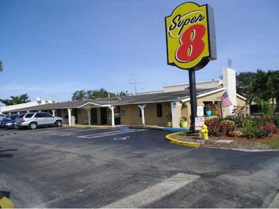 Super 8 by Wyndham Lantana West Palm Beach - Bild 1