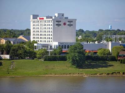 Sheraton Louisville Riverside Hotel - Bild 1