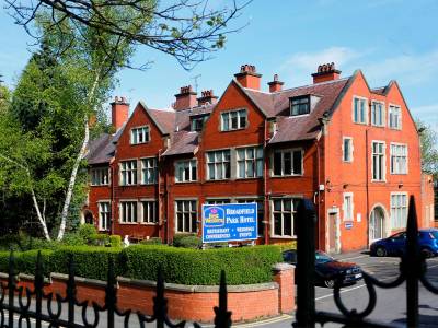 Broadfield Park Hotel - Bild 1