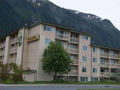 Ramada by Wyndham Juneau - Bild 1