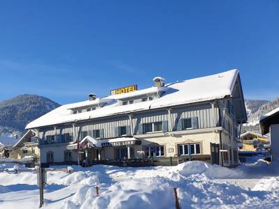 Hotel-Gasthof Goldenes Lamm - Bild 1
