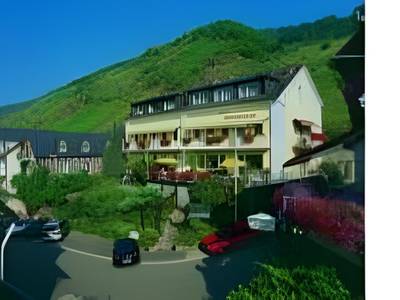 Gast und Weinhof Beim Schneemann - Bild 1