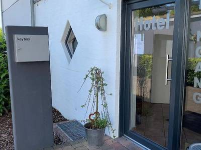 Haus am See - GochNess - Bild 1