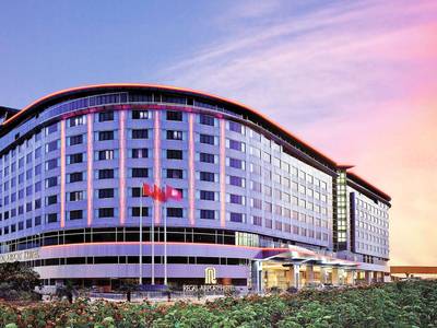 Regal Airport Hotel Hong Kong - Bild 1