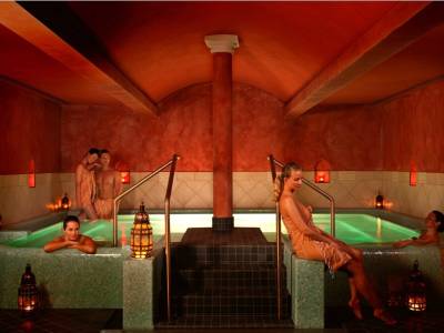 Courtyard Basel - Bild 1