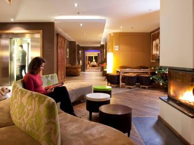 Logis Spa Hôtel Restaurant au Lion d'Or - Bild 1