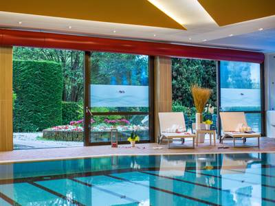 Royal Village - Bild 1