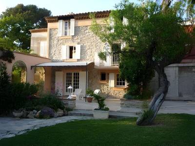 L' Escapade Hotel - Bild 1