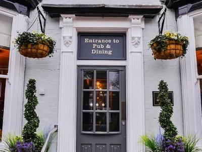 The Abbey Field - Bild 1