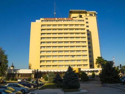 Prahova Plaza Hotel - Bild 1