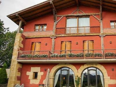 Hotel Restaurante Usategieta - Bild 1