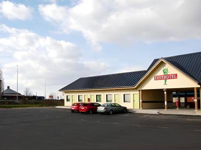 Fasthôtel Orléans Nord Artenay - Bild 1