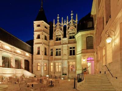 Hôtel de Bourgtheroulde, Autograph Collection - Bild 1