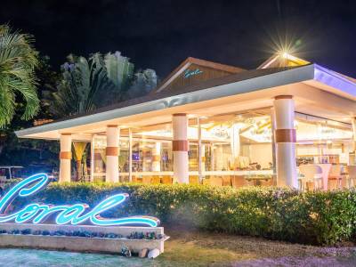 JPark Island Resort & Waterpark Cebu - Bild 1