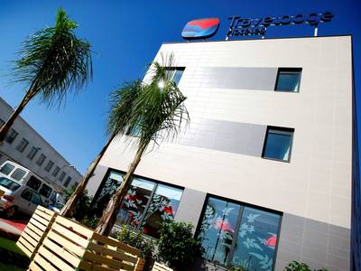 Travelodge Valencia Aeropuerto - Bild 1