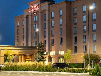 Hampton Inn Suites By Hilton Hamilton/Brantford - Bild 1