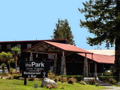 The Park Hotel Ruapehu - Bild 1