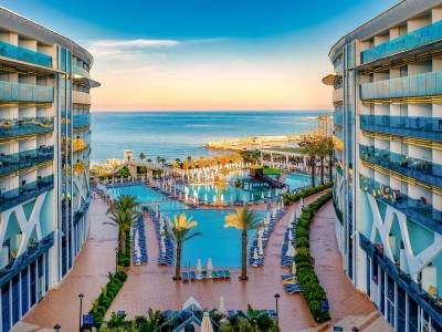 Vikingen Infinity Resort & Spa - Bild 1