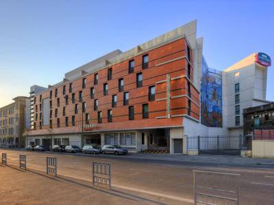 Courtyard Paris Arcueil - Bild 1